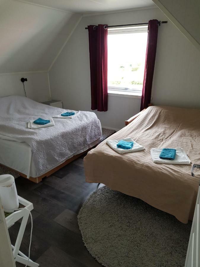 1 Room In The Yellow House, Close To Airport & Lofoten Evenskjer Екстериор снимка